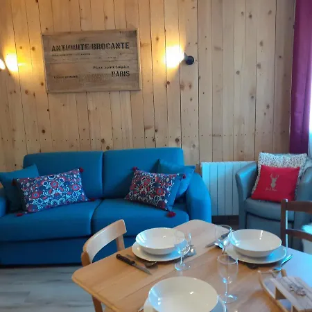 Le Cocon, Centre Station Apartment *